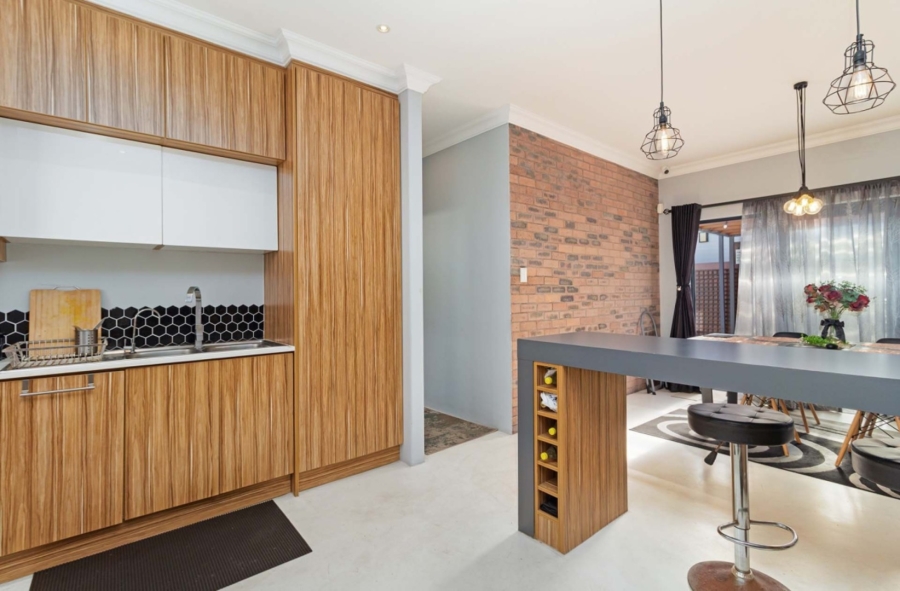 3 Bedroom Property for Sale in Parklands North Western Cape